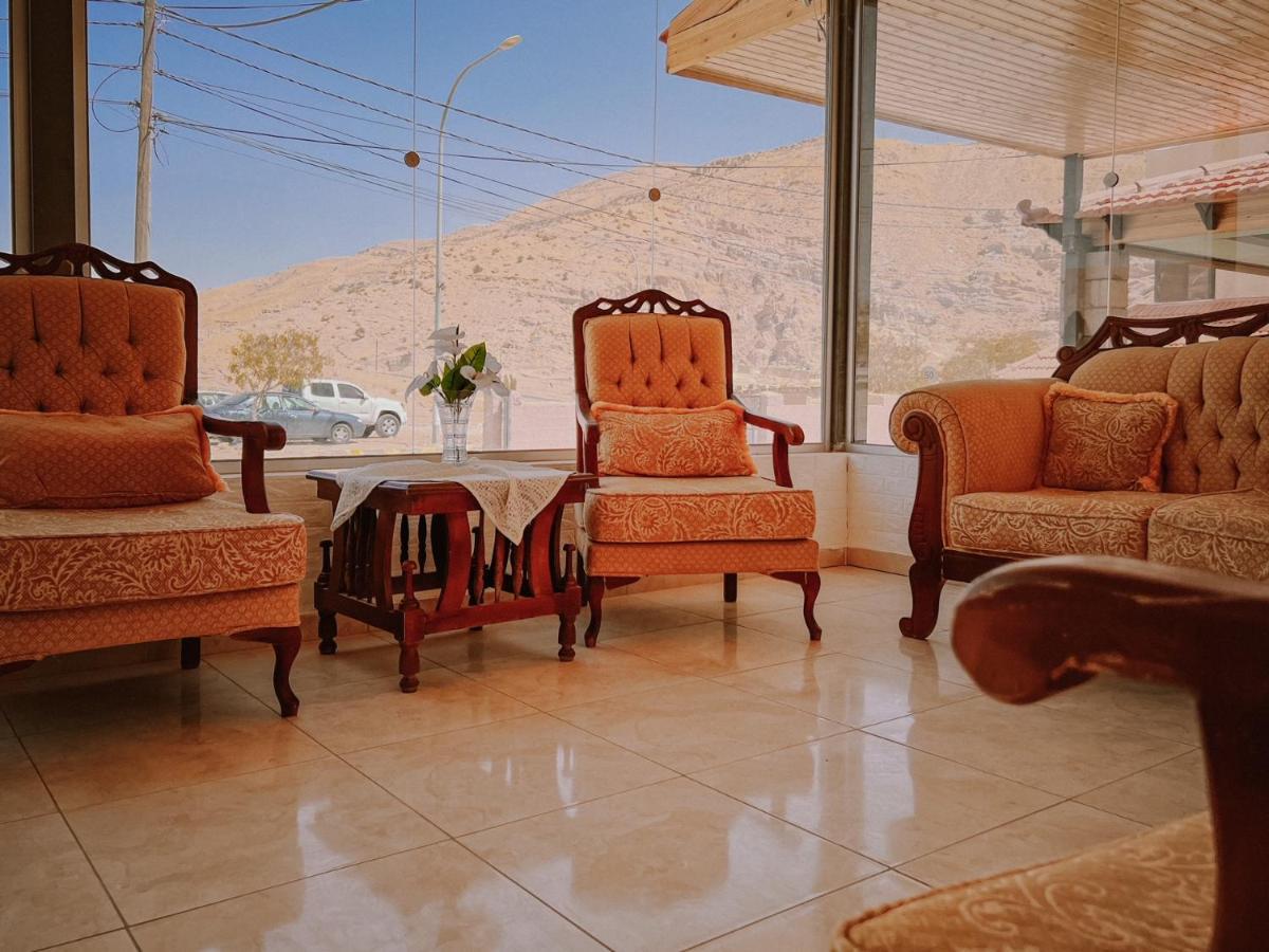Petra Jewel Luxury Hotel Wadi Musa Buitenkant foto